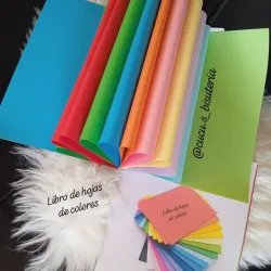 Libro de hojas de colores