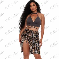 Conjunto de Saya y blusa cuello tortuga