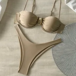 🤎 Bikini con adorno dorado — Beige 