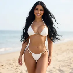 🤍 Bikini con caracoles y perlas — Blanco