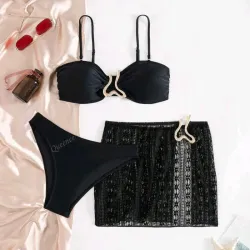 Bikini negro con falda y detalles dorados 