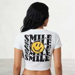 🤍 Camiseta con diseño — Blanco