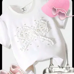 Camiseta blanca con lazo perlas