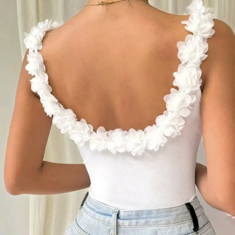 Camiseta blanca sin manga 