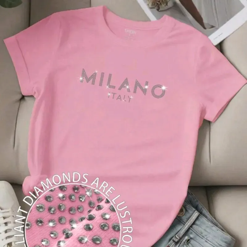 🩷 Camiseta con diseño de pedrería — Rosado