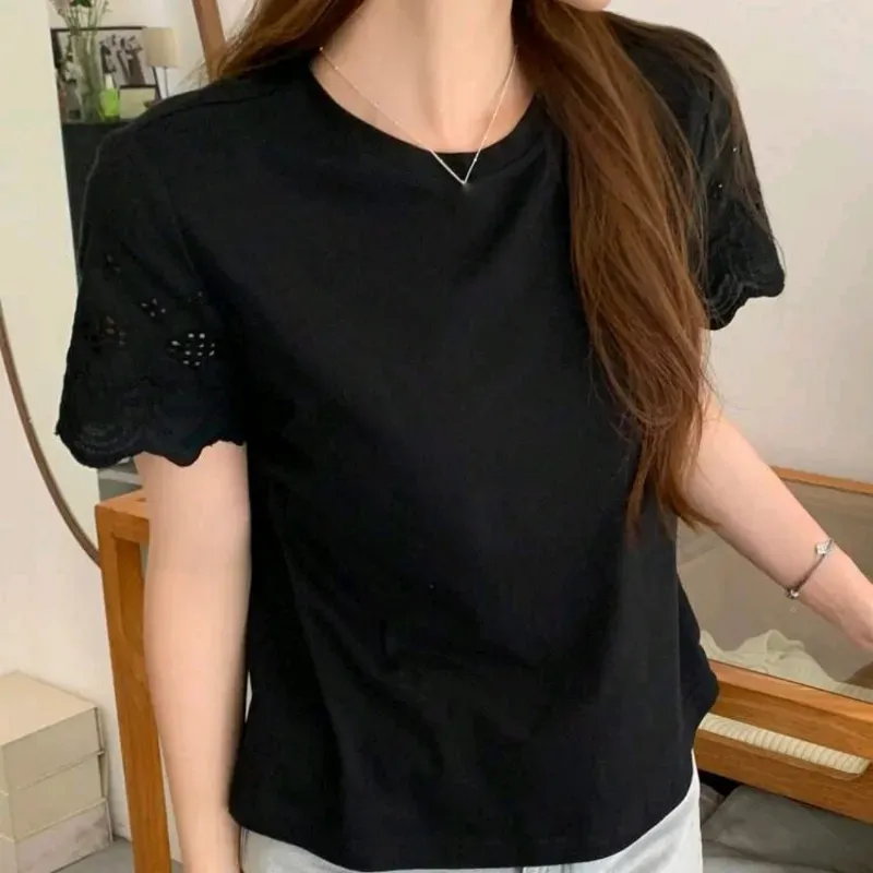 🖤 Camiseta con mangas de tela bordada — Negro