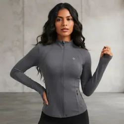 🩶 Chaqueta deportiva — Gris