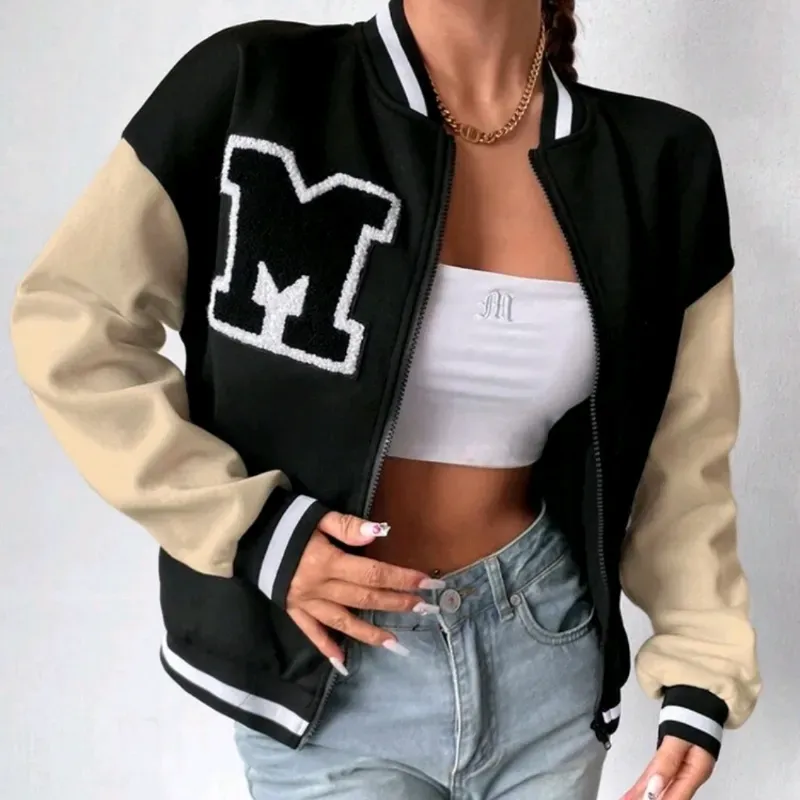 🖤 Chaqueta universitaria con letra — Negro/Beige