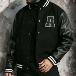 Chaqueta universitaria negra