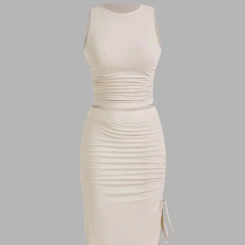 🤎 Conjunto de falda larga fruncida y top estilo camiseta — Beige