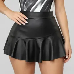 🖤 Falda short de vinil — Negro