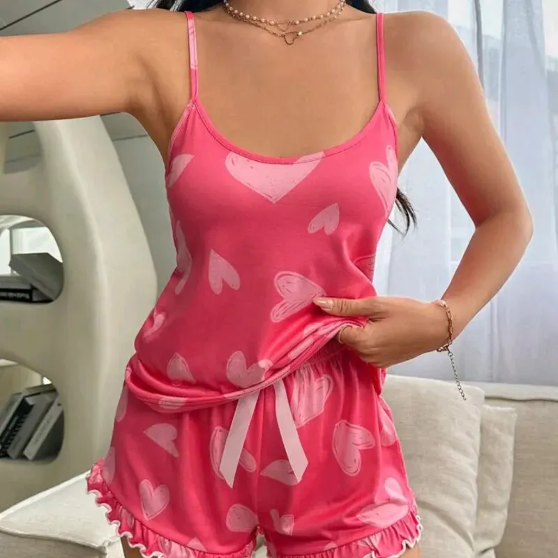 Pijama rosado con estampado de corazones 