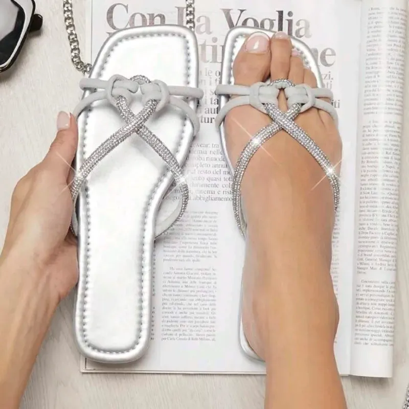 Sandalia gris 