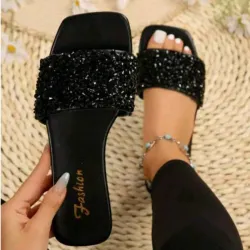 Sandalias negras de brillitos