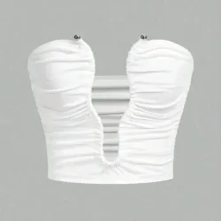 Top blanco con escote profundo 