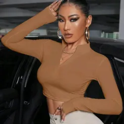 Top carmelita de mangas largas con ziper 