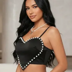 🖤 Top corazón con perlas — Negro 