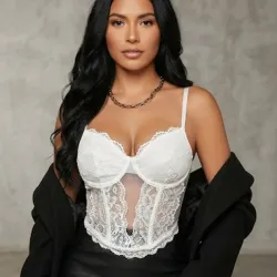 🤍 Top de encaje y malla — Blanco