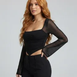 🖤 Top de mangas largas acampanadas — Negro 