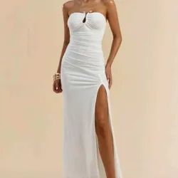 🤍 Vestido con escote rígido — Blanco