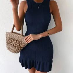 💙 Vestido con vuelo bajo — Azul