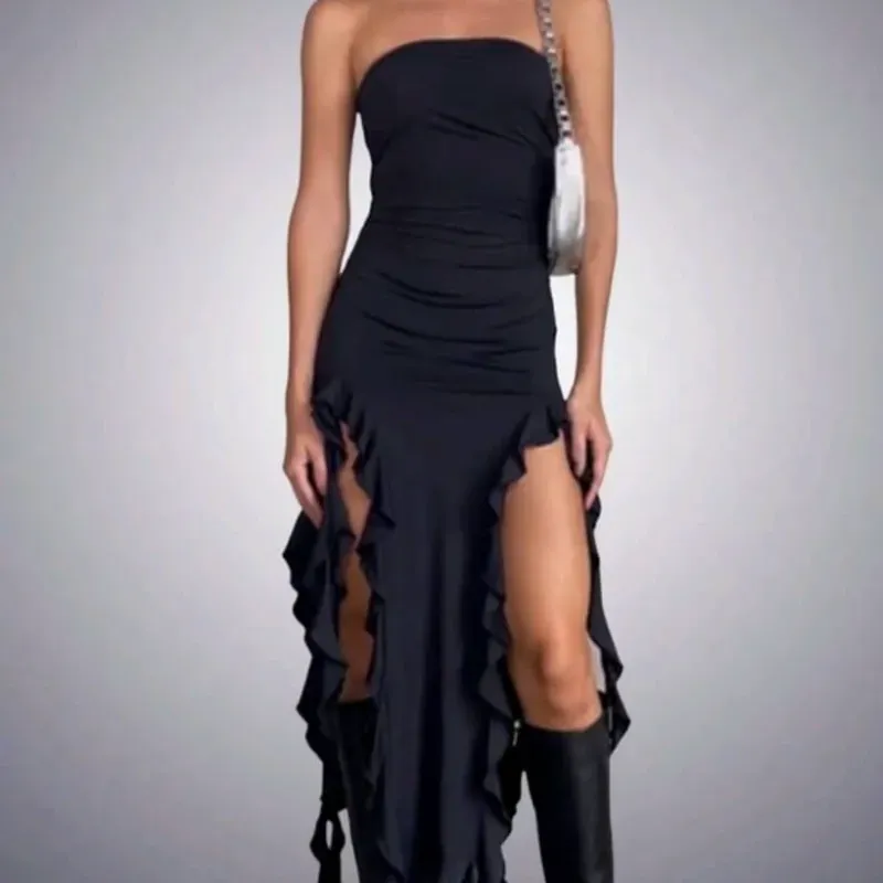 🖤 Vestido con volantes — Negro