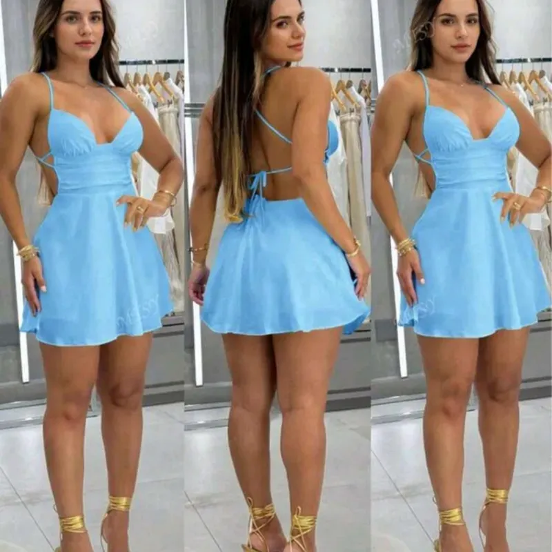 Vestido corto azul espalda afuera 