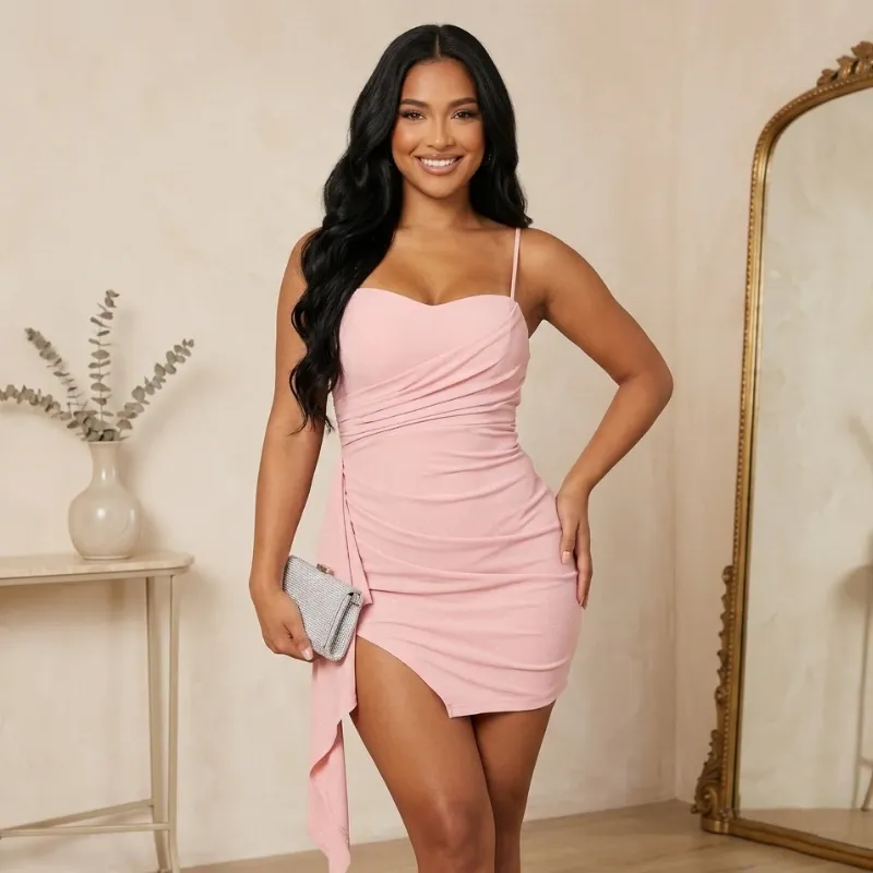 🩷 Vestido corto con glitter — Rosado