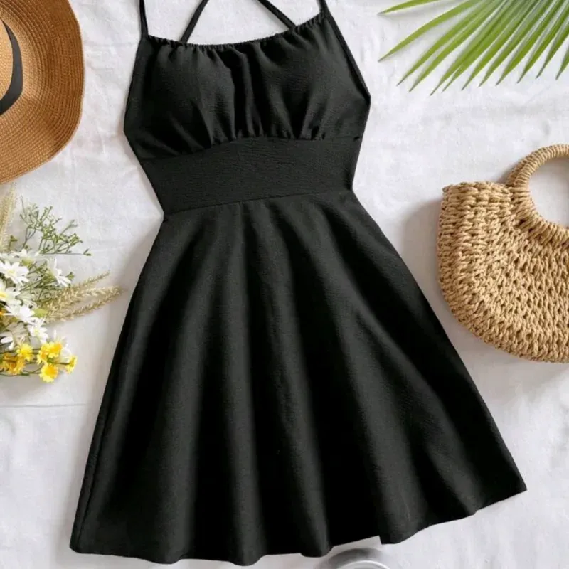 🖤Vestido corto cruzado en la espalda