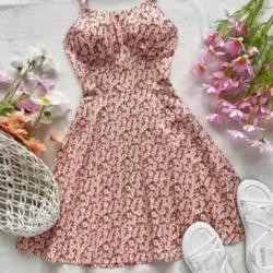 🩷 Vestido corto de espalda afuera — Rosado