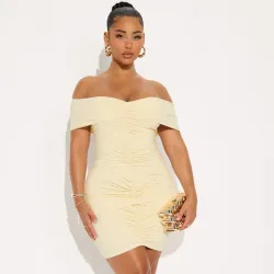 💛 Vestido corto de hombros afuera — Amarillo