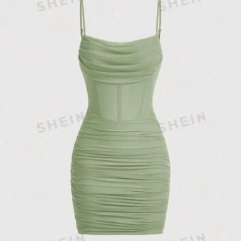 💚 Vestido corto tul — Verde 