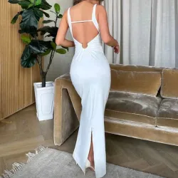 🤍 Vestido largo con escote en la espalda — Blanco