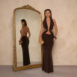 🤎 Vestido largo con escote profundo — Carmelita