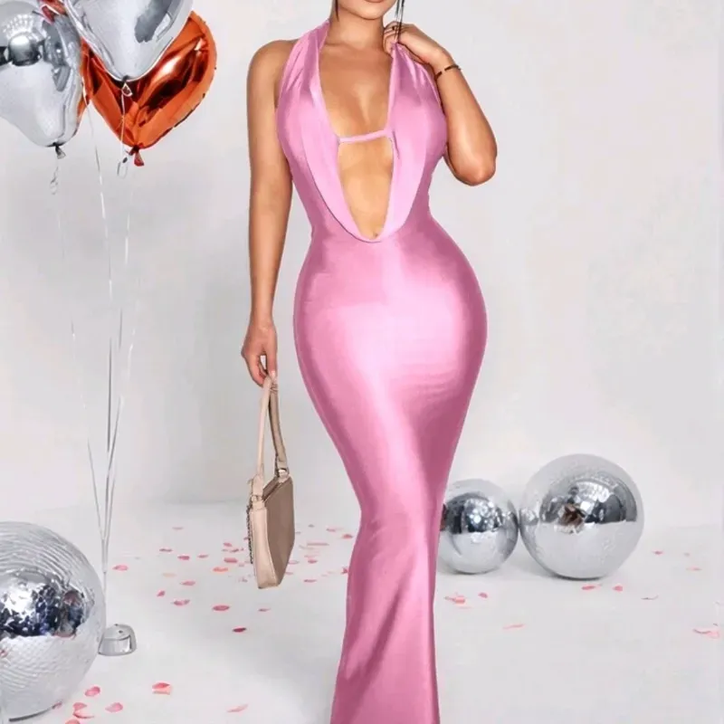 🩷 Vestido largo halter escote profundo — Rosado