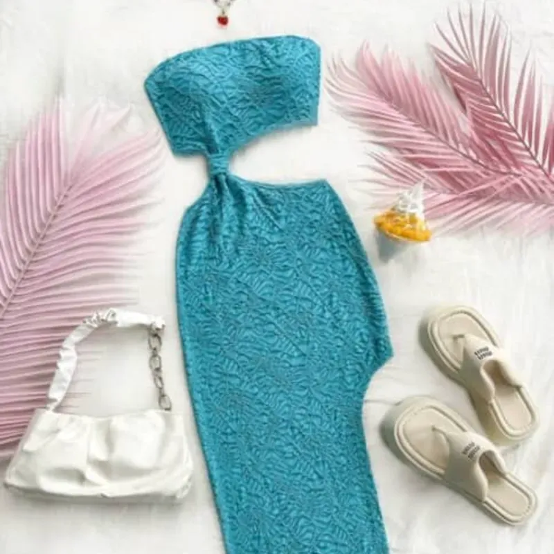 🩵 Vestido sin tirantes y nudo delantero — Azul