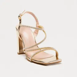 💛 Zapatos de tacón con pedrería — Dorado