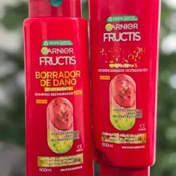 🍒Juego restaurador Borrador de Daños Garnier Fructis con óleos de grosella más péptidos reconstructores