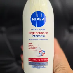 🥰Nivea Crema Corporal Regeneración Intensiva en su presentación de 400 ml