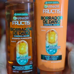🍊Shampoo Purificante y el Acondicionador Reparador Garnier Fructis Borrador de Daño Control Grasa (presentación de 650 ml).