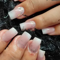 Uñas de poligel 