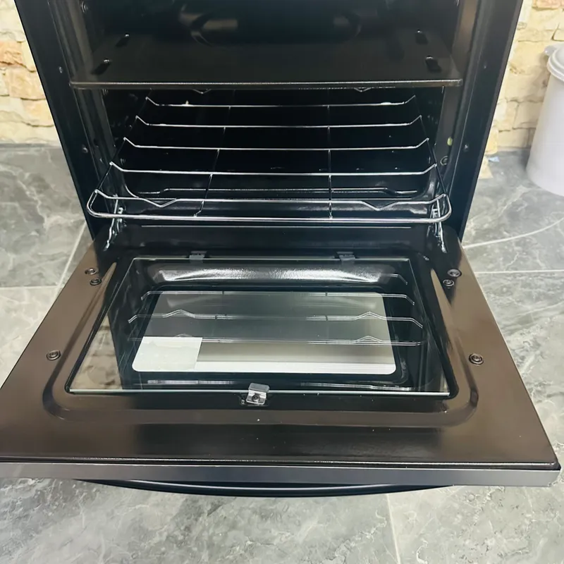 Cocina Milexus con Hornos 4 Quemadores con Cristal 