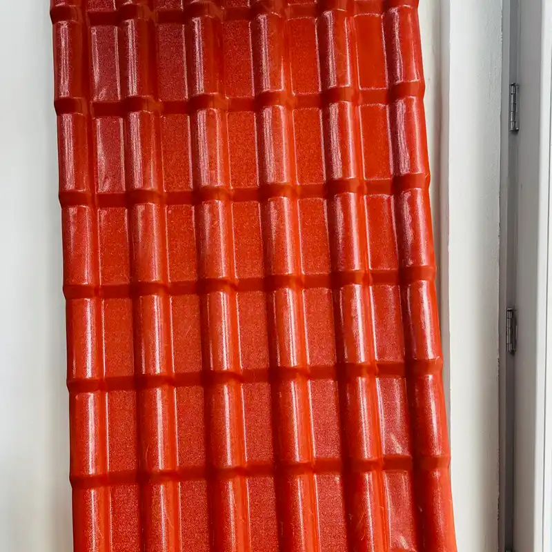 TEJAS DE RESINA ASA RESISTENTE