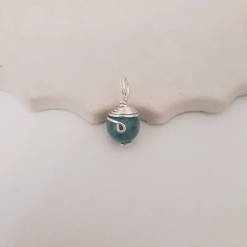 Lágrima de Gracia Charm