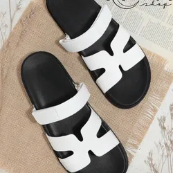 Hermes blancas y negras