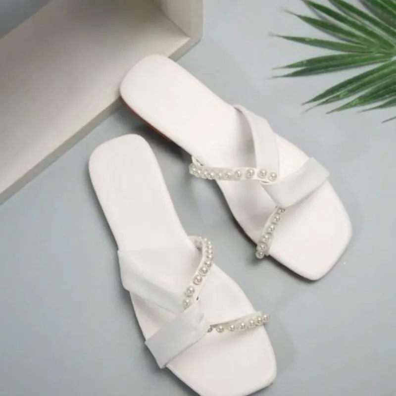 Sandalias blancas 