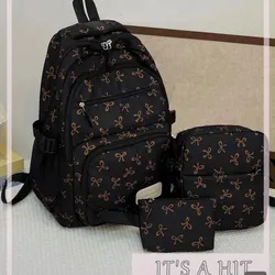 Set de mochila negra con lazos
