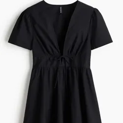 Vestido negro HM