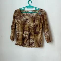 Blusa con estampados