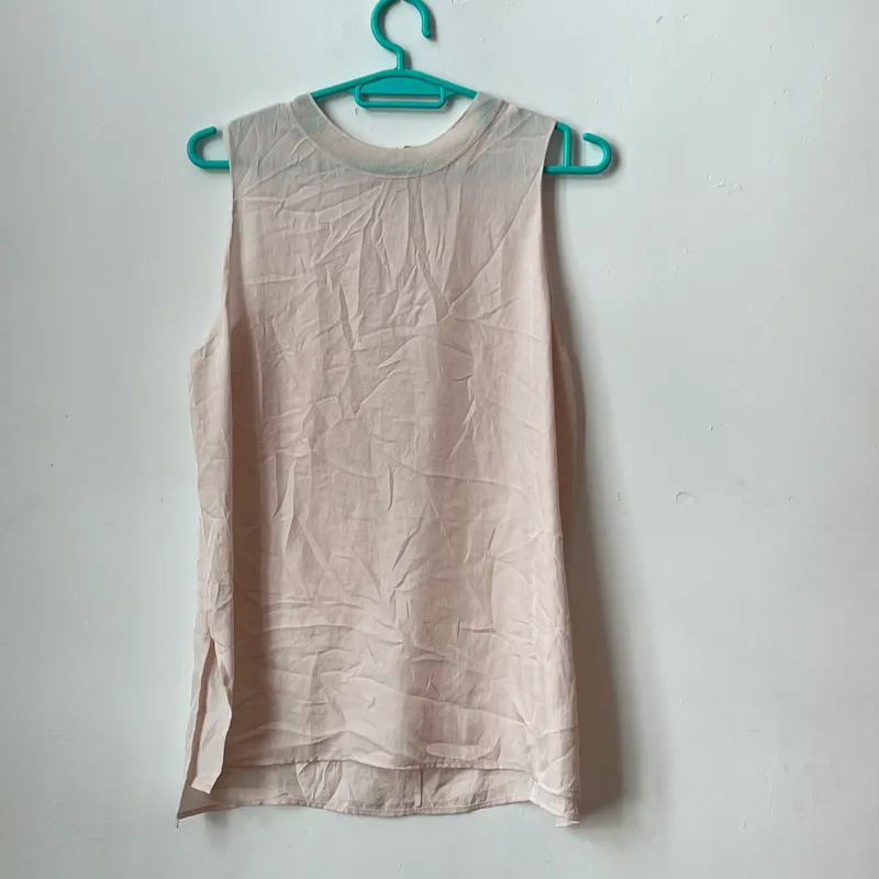 Blusa de tela fina